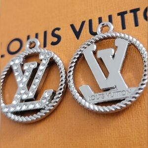 Louis Vuitton Crystal, Silver Zipper Pull